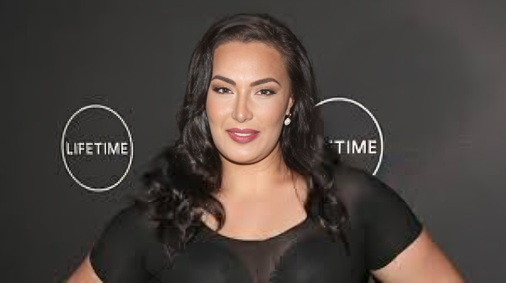 Annaliza Seagal: Age, Career, Family, Net Worth, Height, Bio 2024.